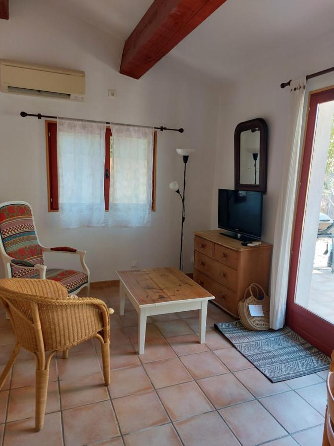 Petite Maison Entre Sanary Et Bandol Luaran gambar